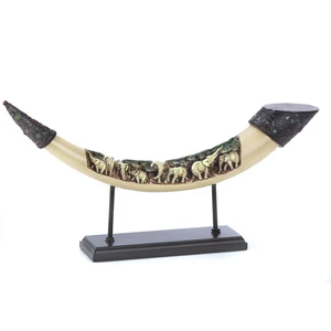39349 – Lucky Elephants Tusk